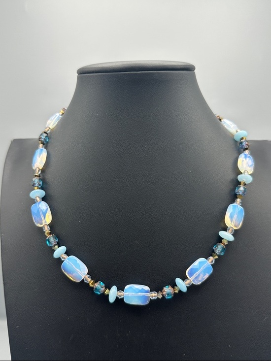 Jewelry - Opalescent Blue Glass Bead Necklace